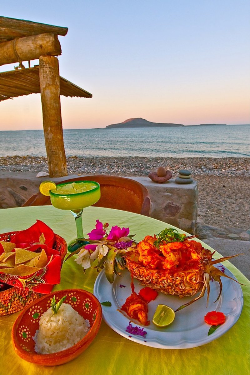 table with food looking over the ocean in Loreto Baja