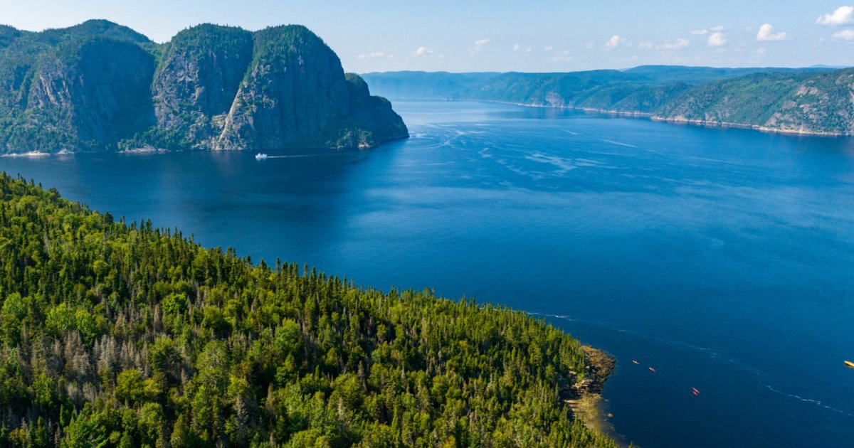 https://www.seakayakadventures.com/sites/seakayakadventures.com/files/styles/open_graph/public/images/saguenay-fjord-quebec-kayaking.jpg?itok=cL6wEz6j